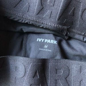 IVY PARK LEGGINGS